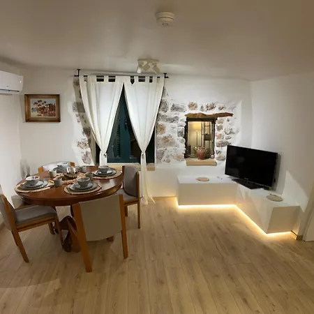 Agali Luxury Feriehus *