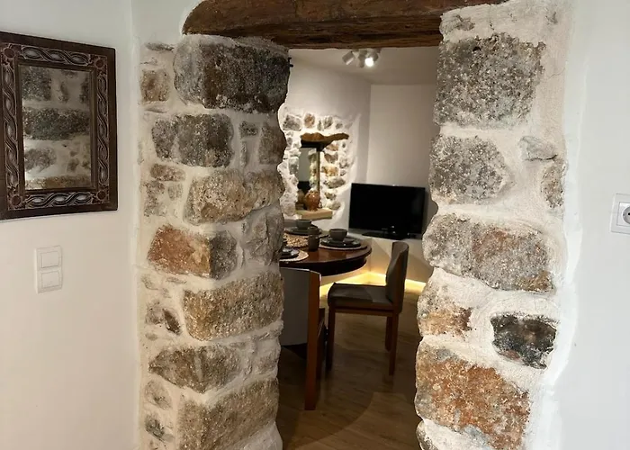Agali Luxury Home * Chamilon